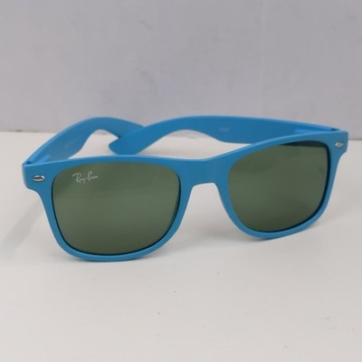 Ray Ban Original Wayfarer Change Sunglasses Blue Frame Gray Lens
