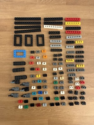 LEGO Technic Lot of 120 Technic Bricks & Modified Bricks Lot