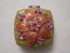 MONET Trinket Box GREEN WITH PINK FLOWER Collectible Enamel Keepsake