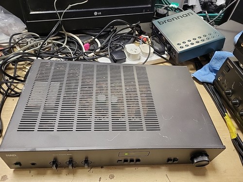 NAD 3020e Stereo Integrated Amplifier - Spares or Repairs - Picture 2 of 17