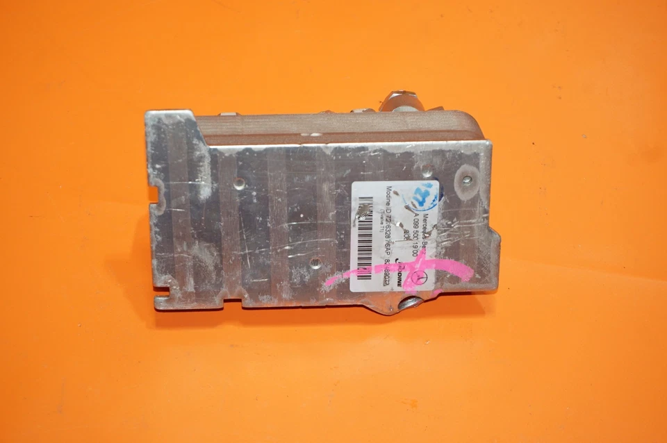 MERCEDES BENZ C300 GEAR BOX OIL COOLER 2015 2016 2017 2018 W205 A0995001900 OEM - Image 2 of 4