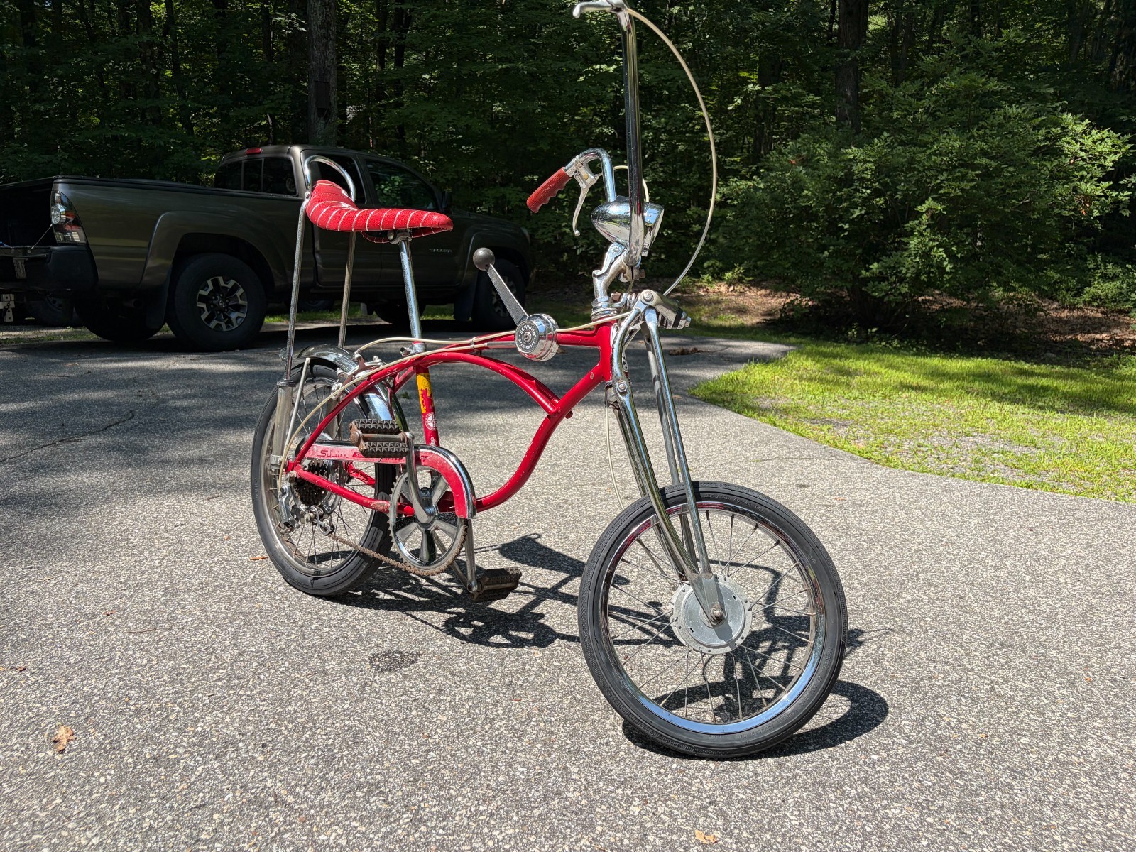 1968 Schwinn Sting Ray Apple Karate (3000.00 USD)