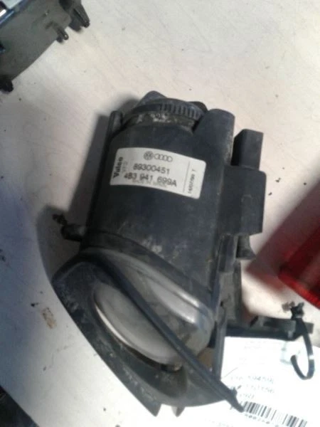 Driver Corner/Park Light Fog-driving Bumper Mounted Fits 00-04 AUDI A6 250704 - Image 3 of 4