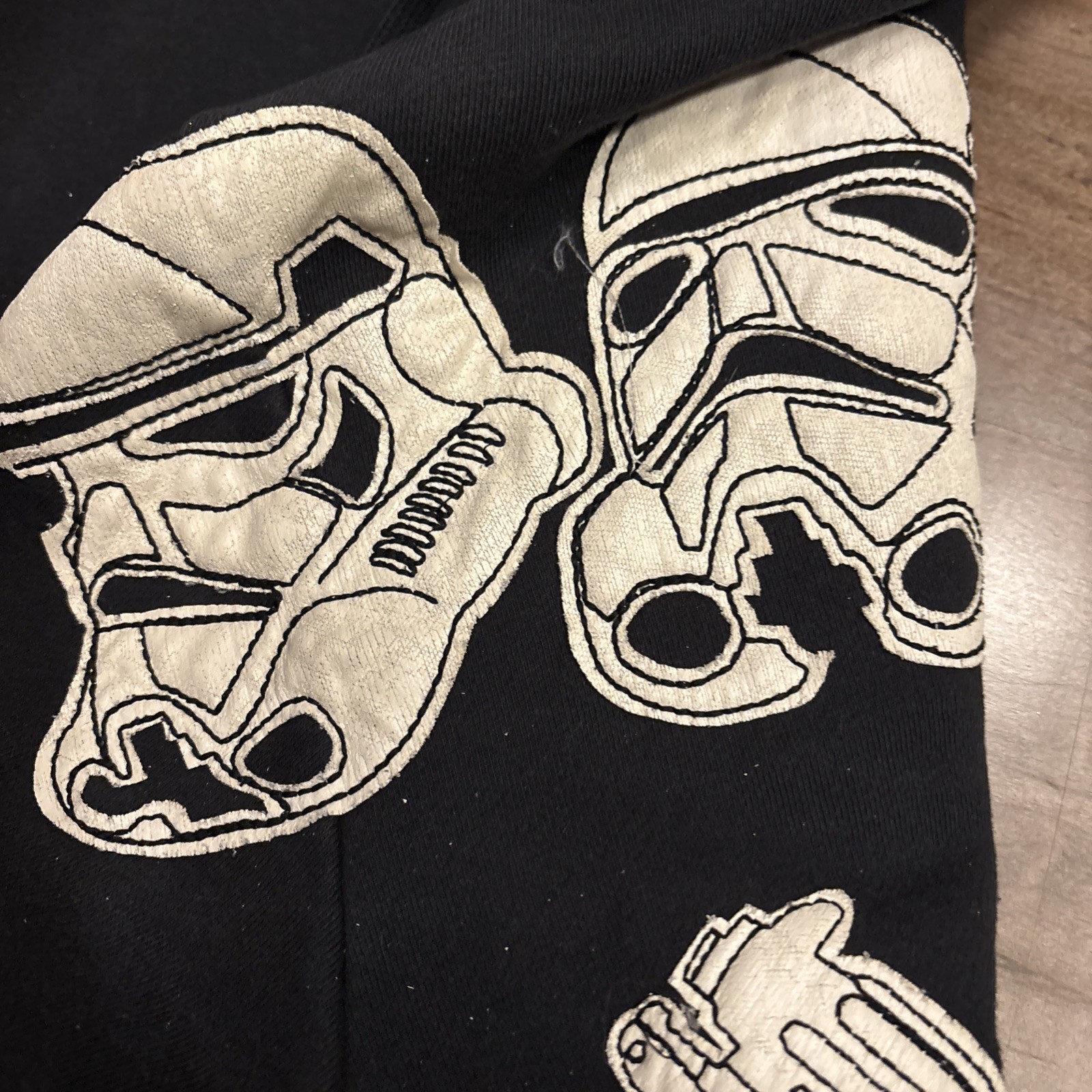 Marc Ecko Star Wars Stormtrooper Embroidered Cut … - image 8