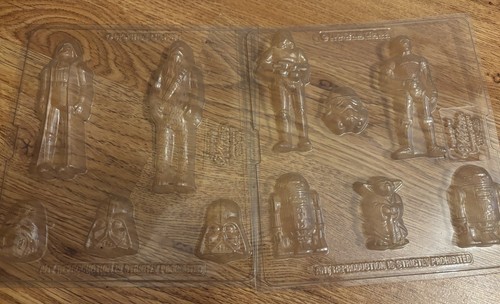 Lot De 2 Moules JELL-O Jigglers Star Wars - Yoda, Chewbacca, R2D2, C3PO, Dark Vador