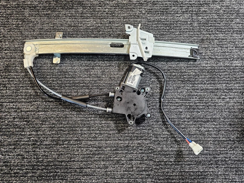 Motor e regulador de janela dianteira esquerda Dorman 751-090 para Ford Escort 1997-2002 - Imagem 4 de 4