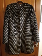 Guess Marciano Ladies Turn Coat Reversible Black Grey Eco Fur Quilted Eur 40 M