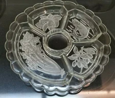 ORNATE INDIANA GLASS 1950'S INTAGLIO FROSTED/ETCHED 5-PART DIVIDED RELISH TRAY