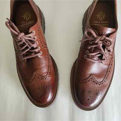 Cole Haan Men display picture 2