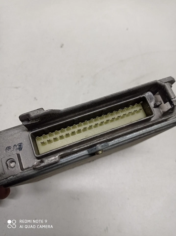 CALCULATEUR MOTEUR ECU PEUGEOT 106 1.1i 0261203736 / 9620398980 (149ML) - Immagine 4 di 4