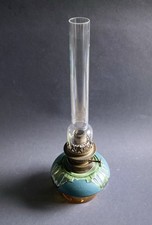 Öllampe Frankreich Keramik Majolika Glas