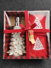 White Christmas Tree Soap Lotion Dispenser and 2 Red Fingertip Towels NEW in Box