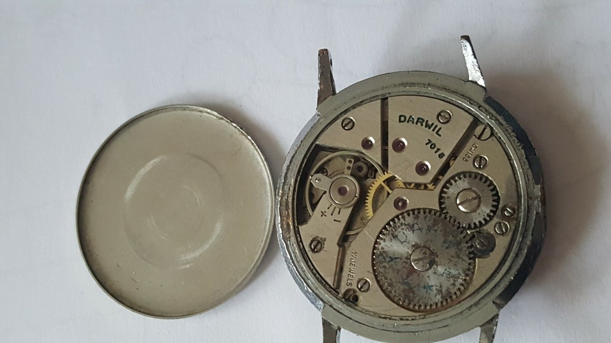 VINTAGE swiss made DARWIL Special flat LUX watch 17 rubis jewels