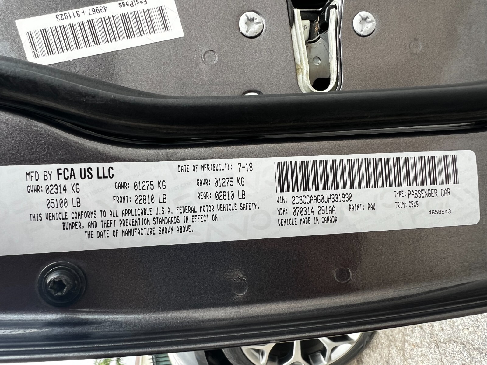 Chrysler 300 Series - Image 12