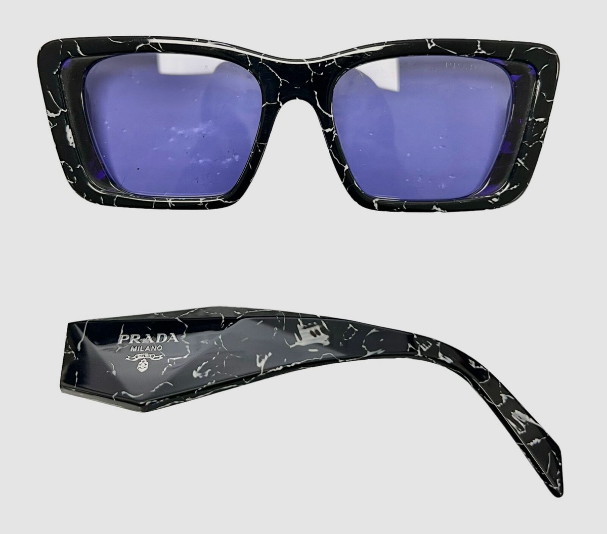 $431 Authentic Prada SPR08Y 03V-01O Women