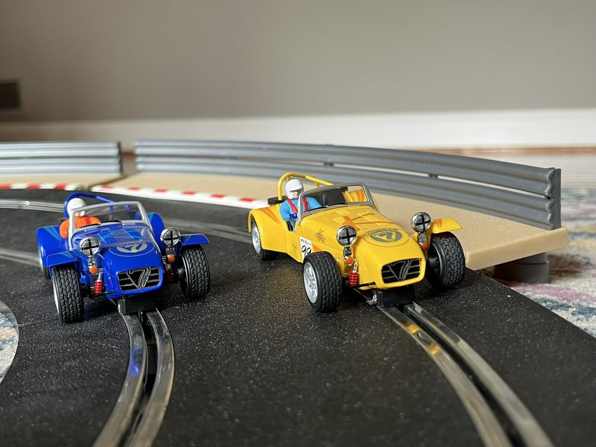 SCALEXTRIC Caterham Cup 1/32 Slot Car C1034T TESTED Runs