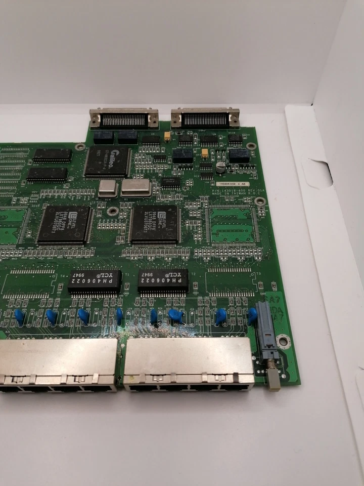 Compaq HB3130 scheda logica principale dispositivo di rete hub 143016-400 143016 - Immagine 2 di 4