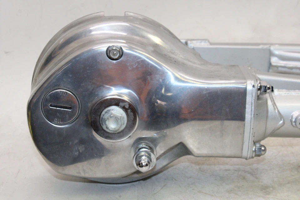 96-07 KAWASAKI VULCAN 1500 VN1500A OEM REAR SWINGARM W FINAL DRIVE - Image 2 of 4