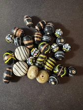Lot Assorted Black Glass Beads - 5oz/142gr (B1299) Fancy design