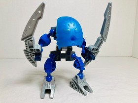 LEGO Bionicle 8602 Toa Nokama, 8615 Vahki Bordakh, & 8726 Matoran Dalu Complete