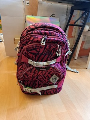 Coocazoo  Schulrucksack - Easy GrowSystem, Größenverstellbar, Himbeerrot/schwarz