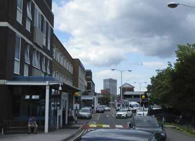 Photo 6x4 Royal Hallamshire Hospital and the 'A' Road, Glossop Road, Broo c2012