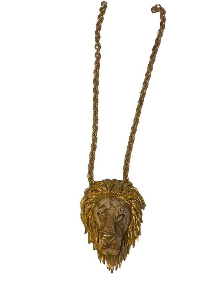 Luca Razza Large Lion Medallion 4” Original Faux … - image 4