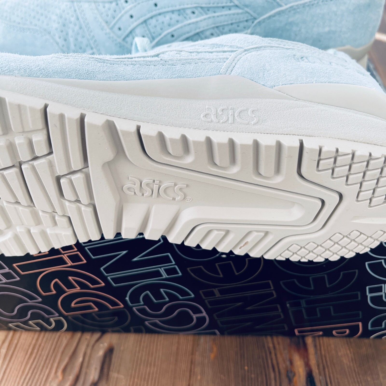 asics palette