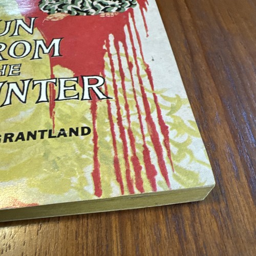RUN FROM THE HUNTER Keith Grantland (Beaumont), Fawcett #701 1957, 1st Ptg. - Imagen 2 de 6