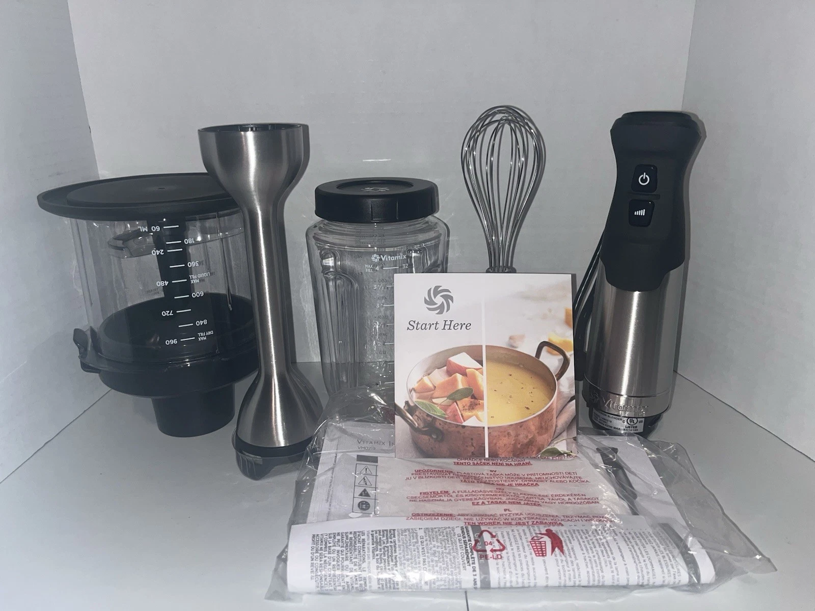 Vitamix 5 Speed Immersion Blender NEW Bundle
Opens in a new window or tab