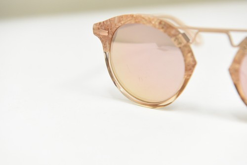 Occhiali da sole donna KREWE St Louis II da camelia a cristallo 24K specchiati 48 mm - Foto 23 di 24