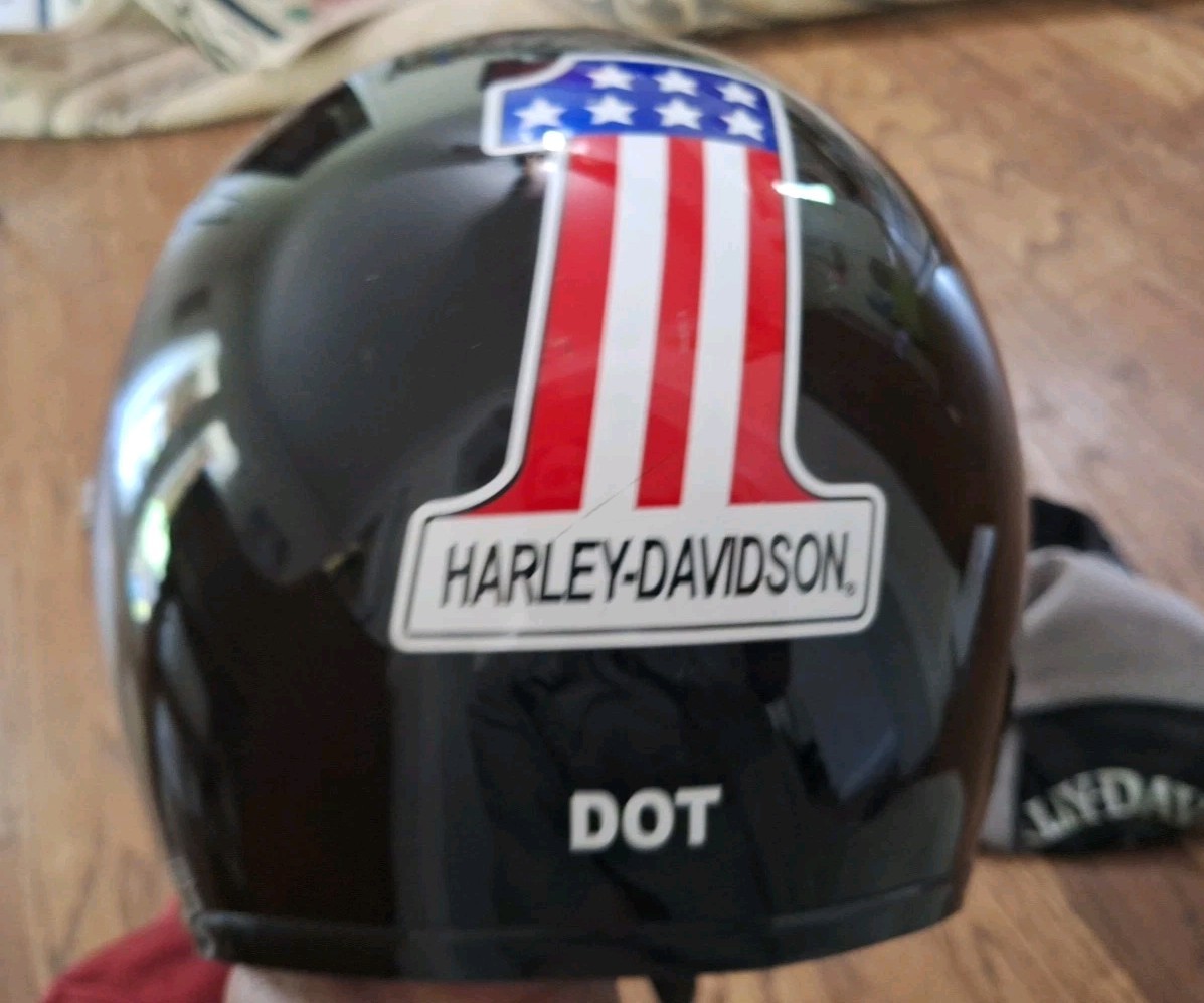 Harley-Davidson 半帽ヘルメット DOT認証 マットブラック Harley Davidson Black Helmet Wirh Face Shield No. 1 Dot Approved
