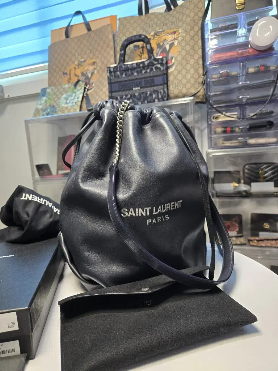 Yves Saint Laurent Teddy leather bucket bag with gold-tone hardware