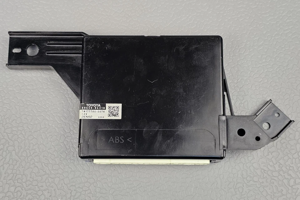 Módulo de control amplificador de temperatura aire acondicionado Toyota Camry 2007-2011 OEM 88650-06310 Foto 3 de 4