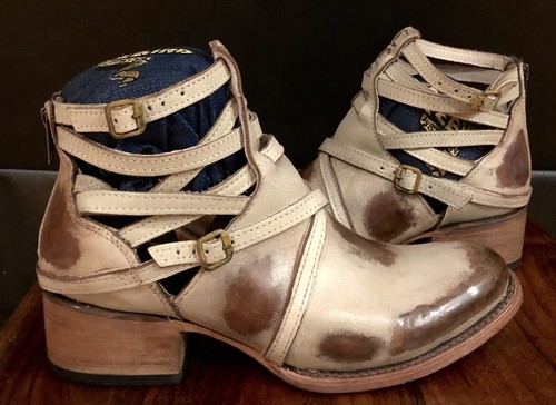 MINT FREEBIRD STEVEN 1 OF A KIND STAIR 