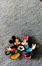 MICKEY AND MINNIE ENAMEL PINS-UNBRANDED-NEXT DAY SHIPPING-VISIT OUR STORE