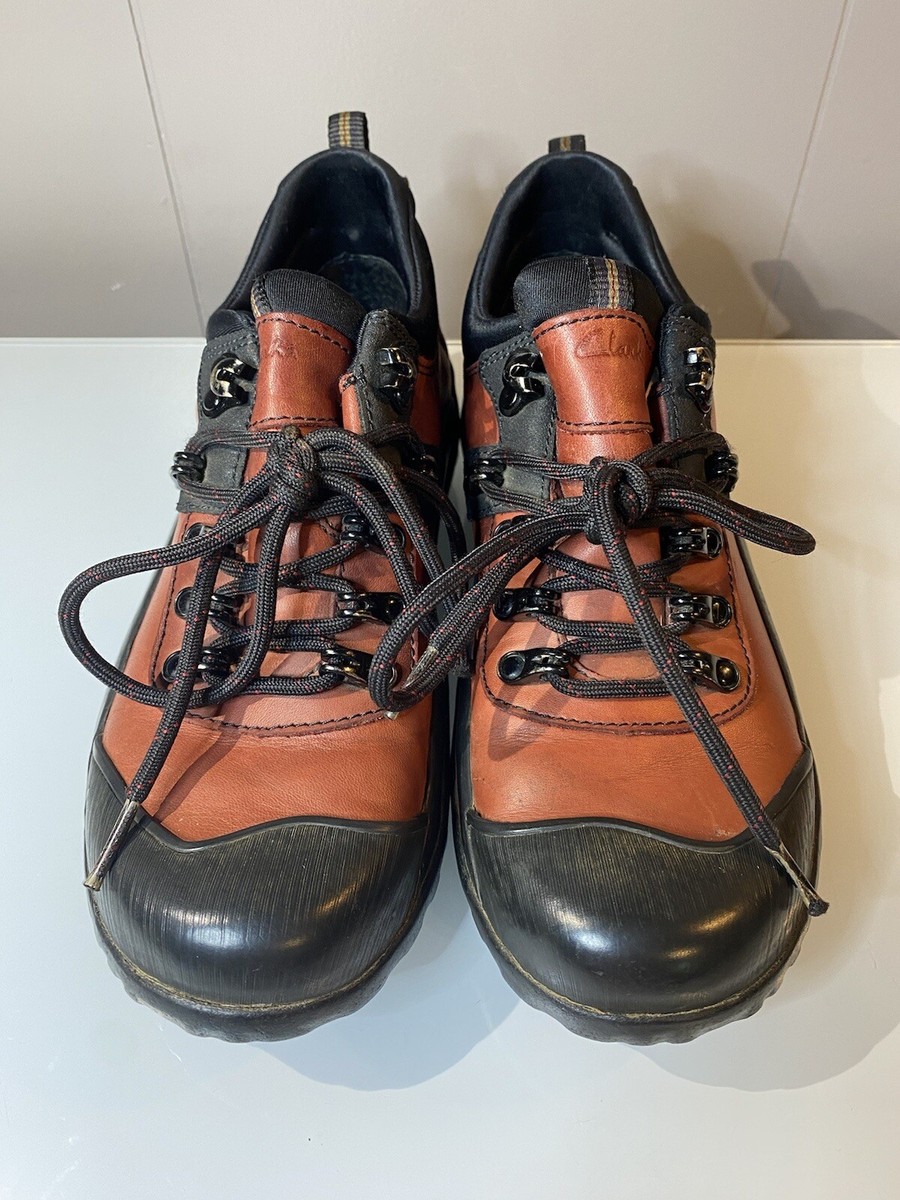 Women Clarks Muckers Lace Up Waterproof Leather Rubber Sz 6 M BRN 