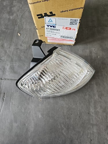 TYC Front Indicator With Socket Right Hand Side Fits MAZDA 323 1998-2000 - Picture 2 of 6