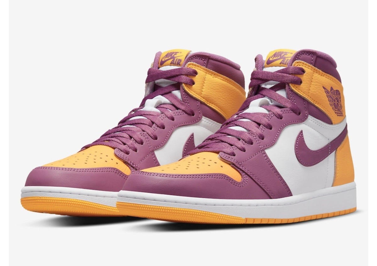 555088 706 Jordan 1 Retro High OG Brotherhood University 