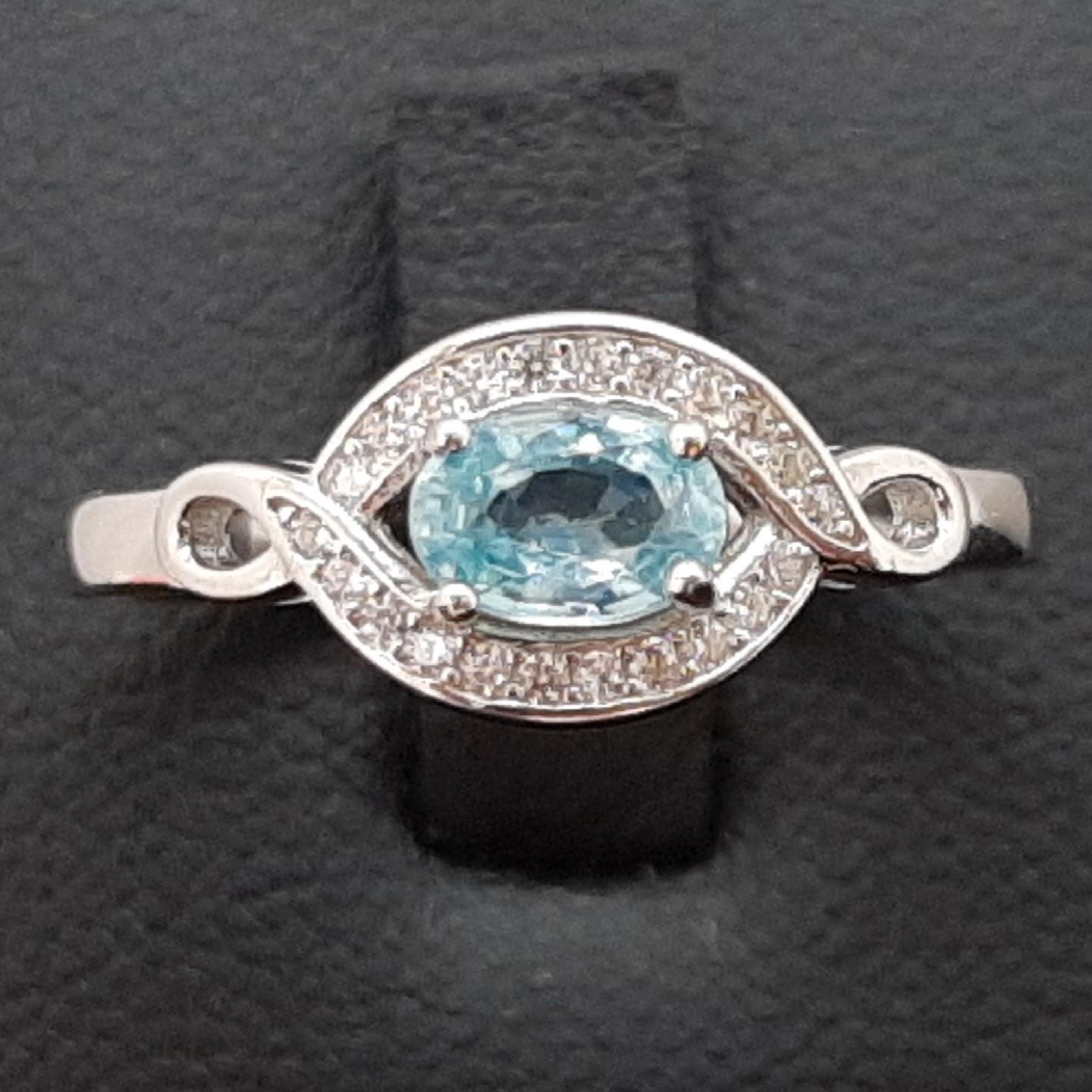 World Class .70ctw Blue Topaz & White Sapphire 925 Sterling Silver Ring Size 7
