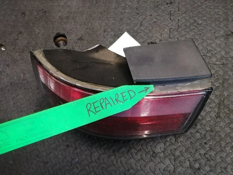 Driver Left Tail Light Outboard Fits 93 SEVILLE 1692483 - Image 3 of 4