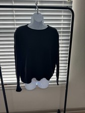 LOFT Ann Taylor Medium M Black Knit Pullover Sweater Crew Neck Jumper Staple
