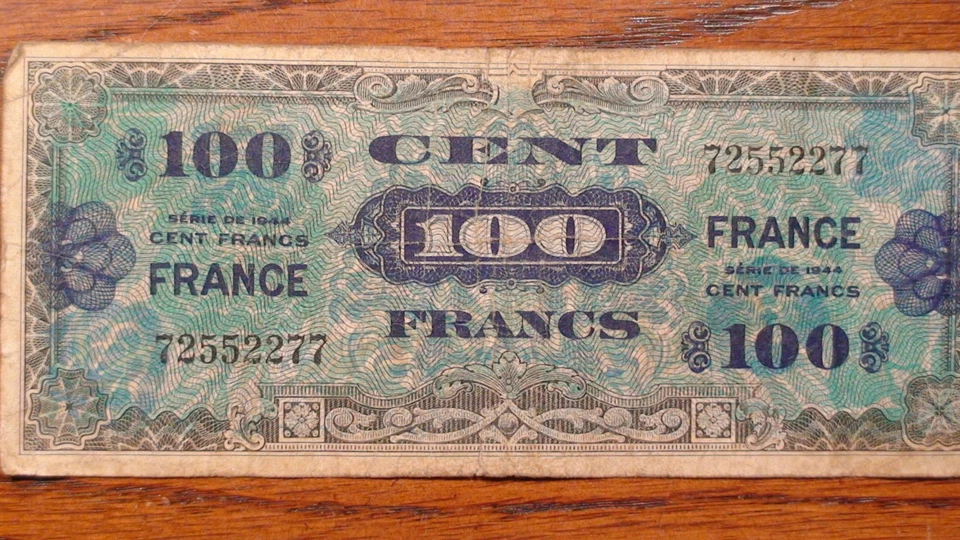 TWO 1944 ALLIED MILITARY FRANCE 100 FRANCS MILITARY PAYMENT CERTS 100FR NOTES! - Image 3 of 4