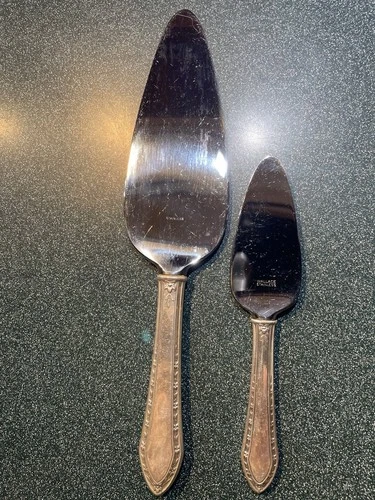 2 Wallace Sterling Orange Blossom Pattern Servers Cheese & Pie