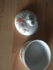 trinket box with lid