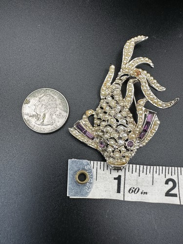 Spilla pesce Koi vintage, tono oro, perla, strass ametista - Foto 13 di 14