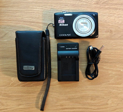 Nikon Coolpix S2700 Black 16MP Digital Camera + Charger & Pouch