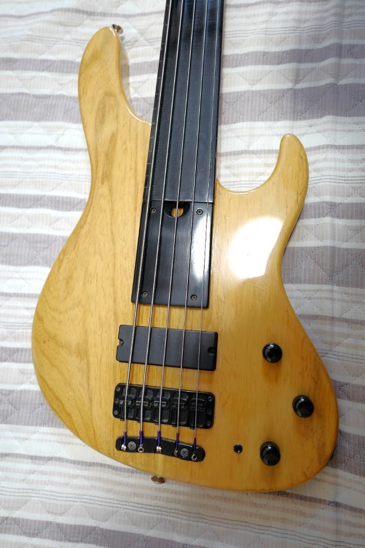 Crews Maniac Sound Jackson 5 フレットレス used】Crews Maniac Sound / Jackson 5 Natural 2017 4.530kg