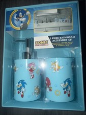 Sonic The Hedgehog 3 Piece Bathroom Set. Lotion Pump, Toothbrush Holder Bin