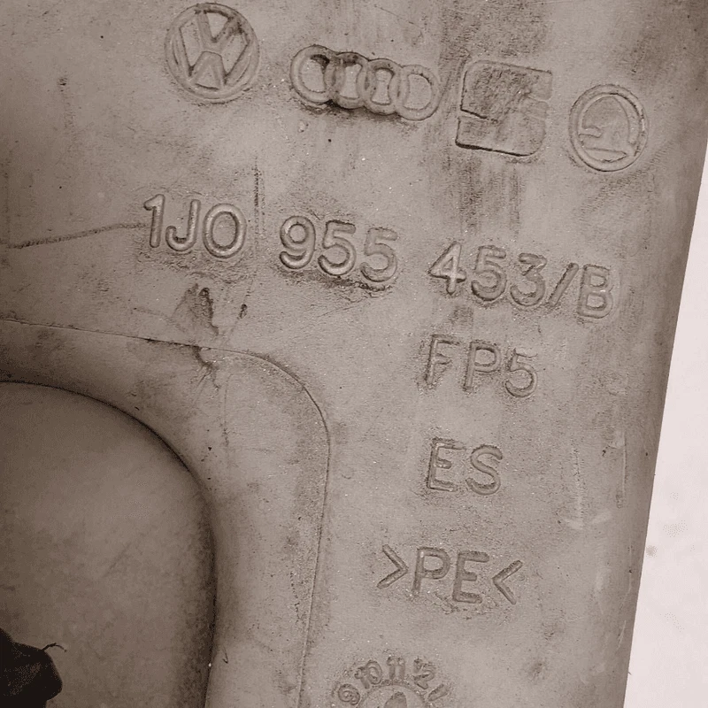 1J0955453P Depósito del limpiaparabrisas  SEAT TOLEDO (1M) 1.8 20V Ber. - Imagen 4 de 4